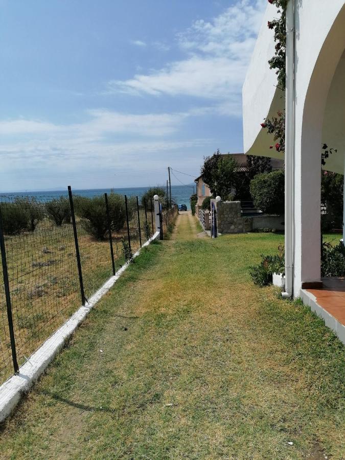 Villa Ananias House Kariani