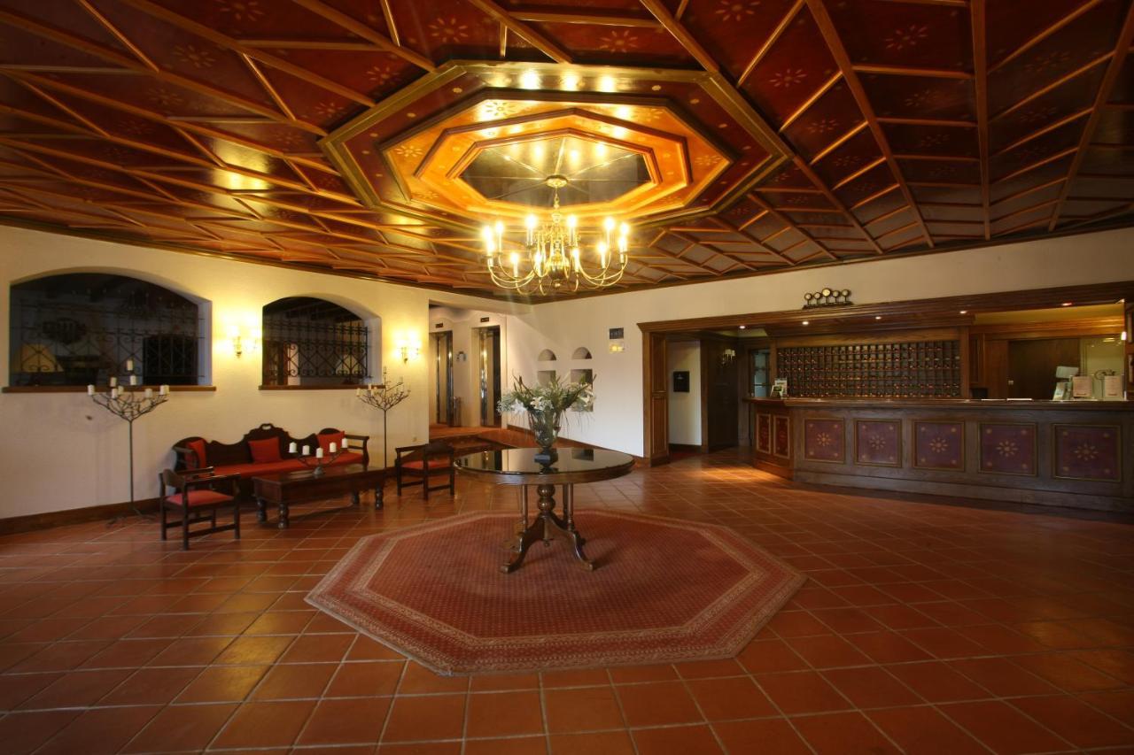 Montana Hotel