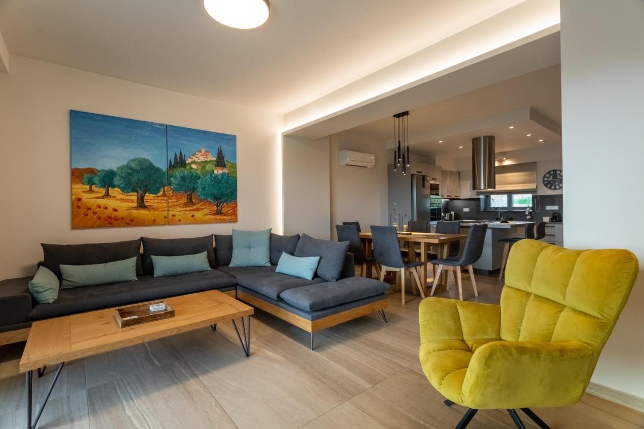 Linari Holiday home *