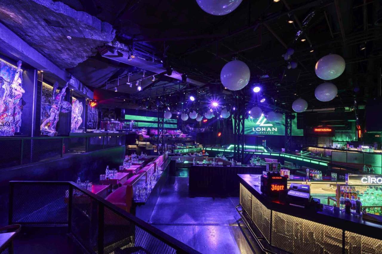 Love hotel Priamos Erato