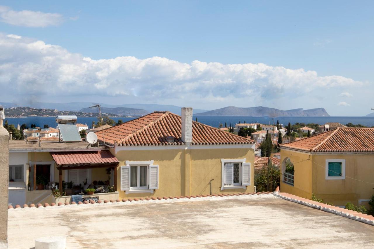 Mostra Spetses Town