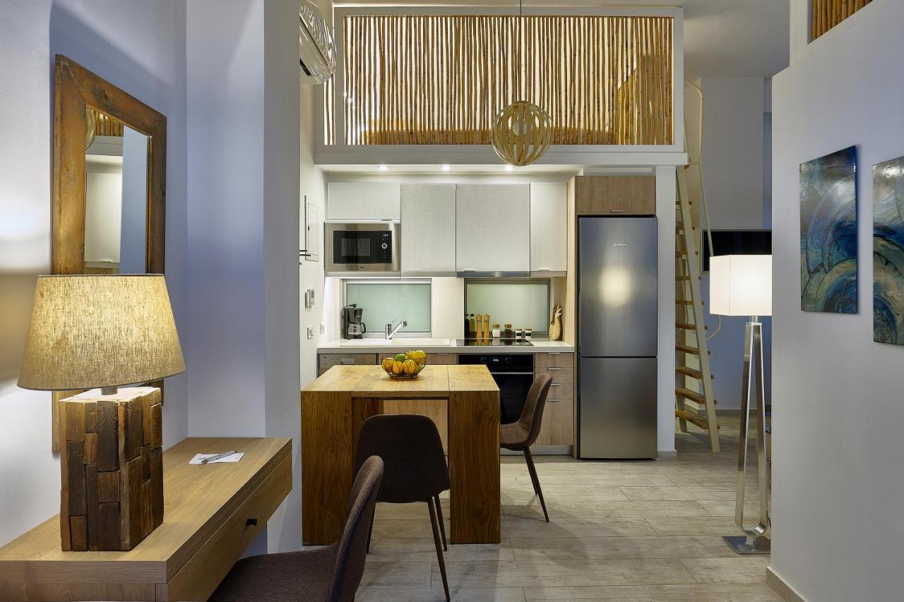Moonlight Seafront Apartment Koutsouras