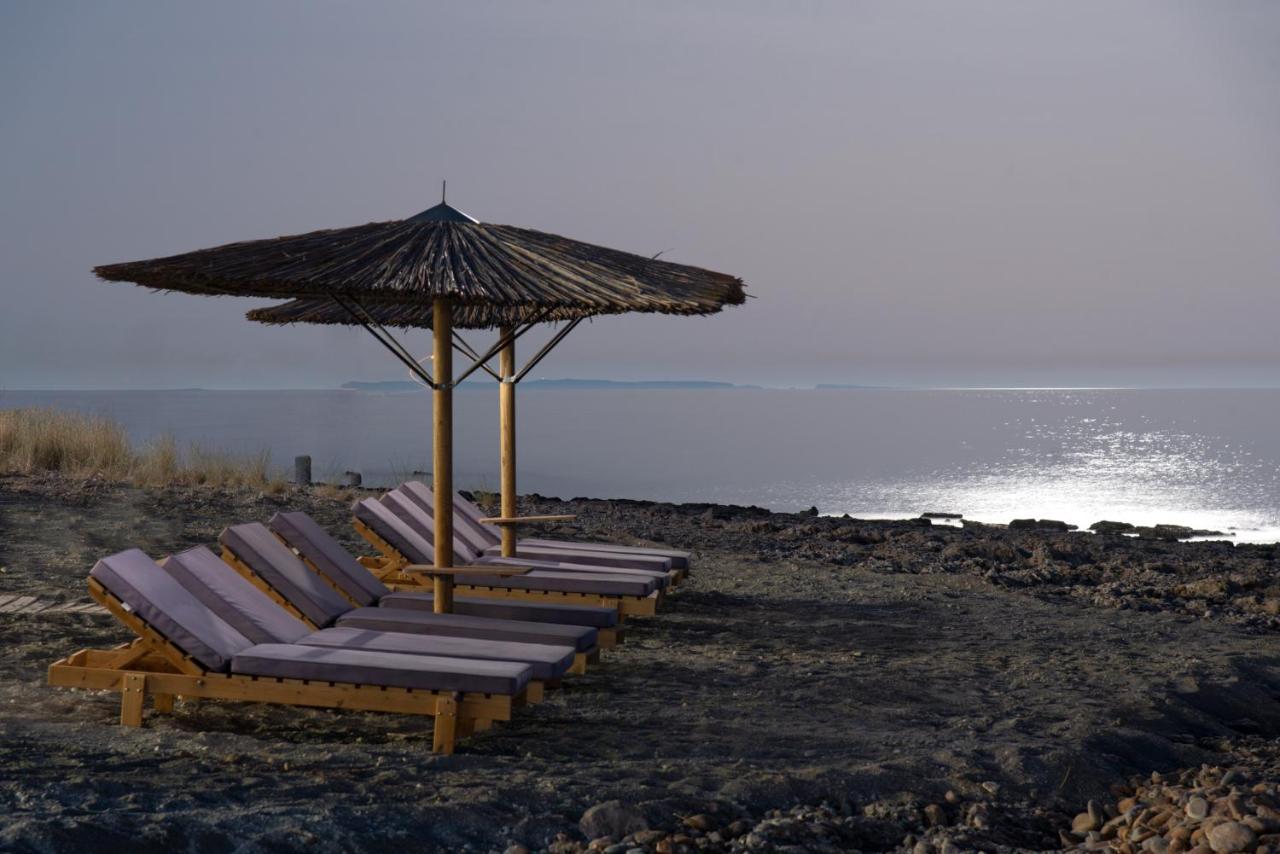 Moonlight Seafront *