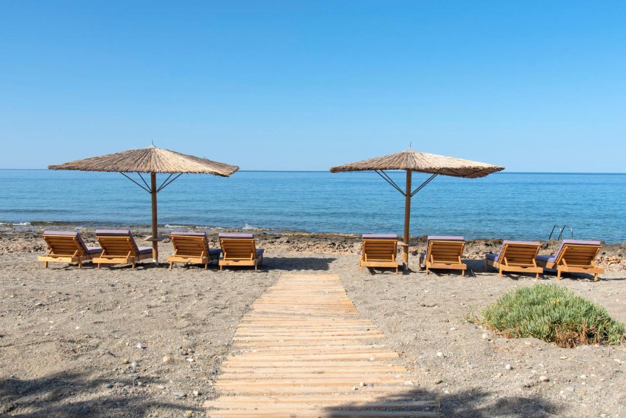 Moonlight Seafront Apartment Koutsouras
