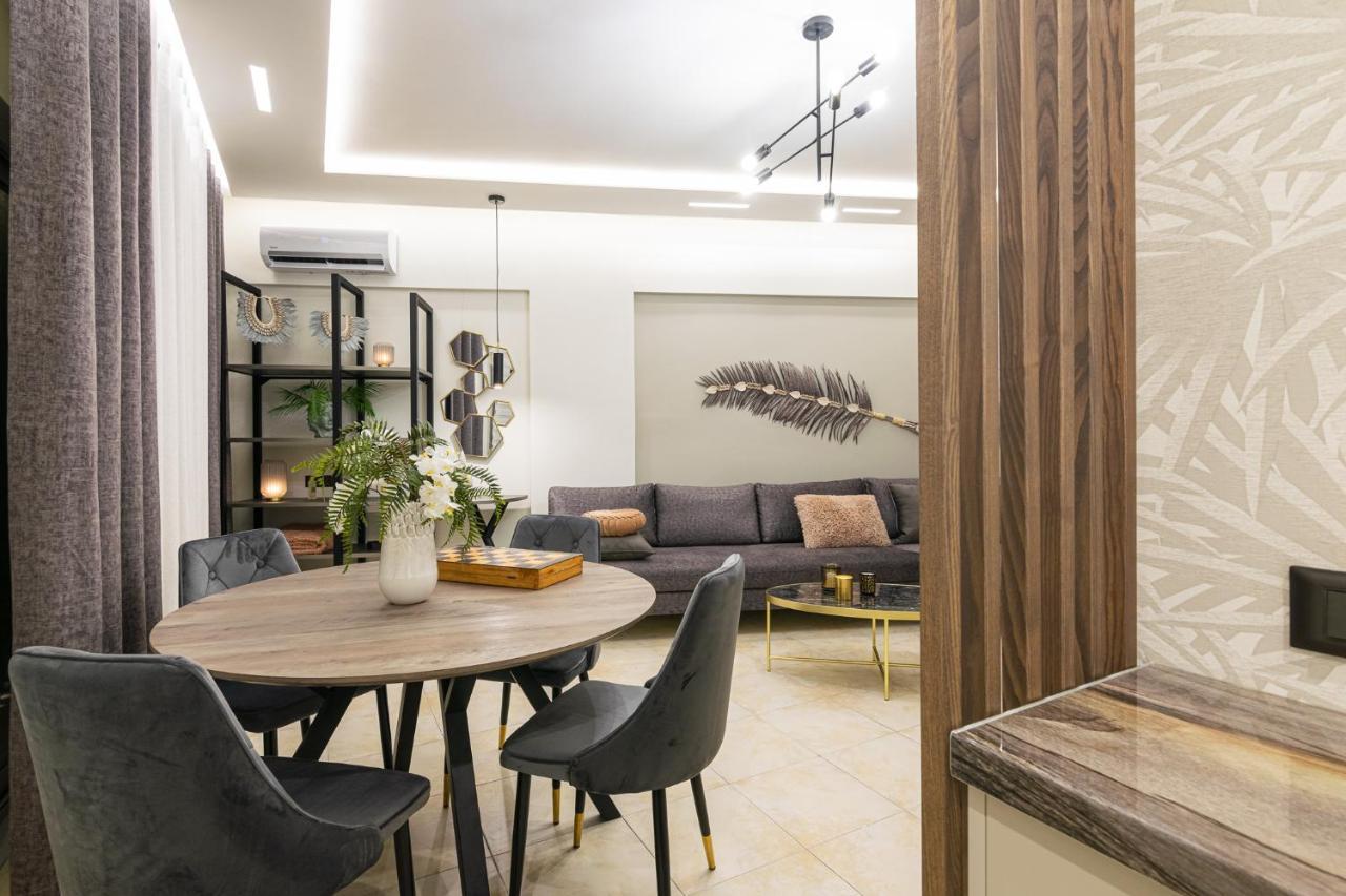 Apartment Mouria &
