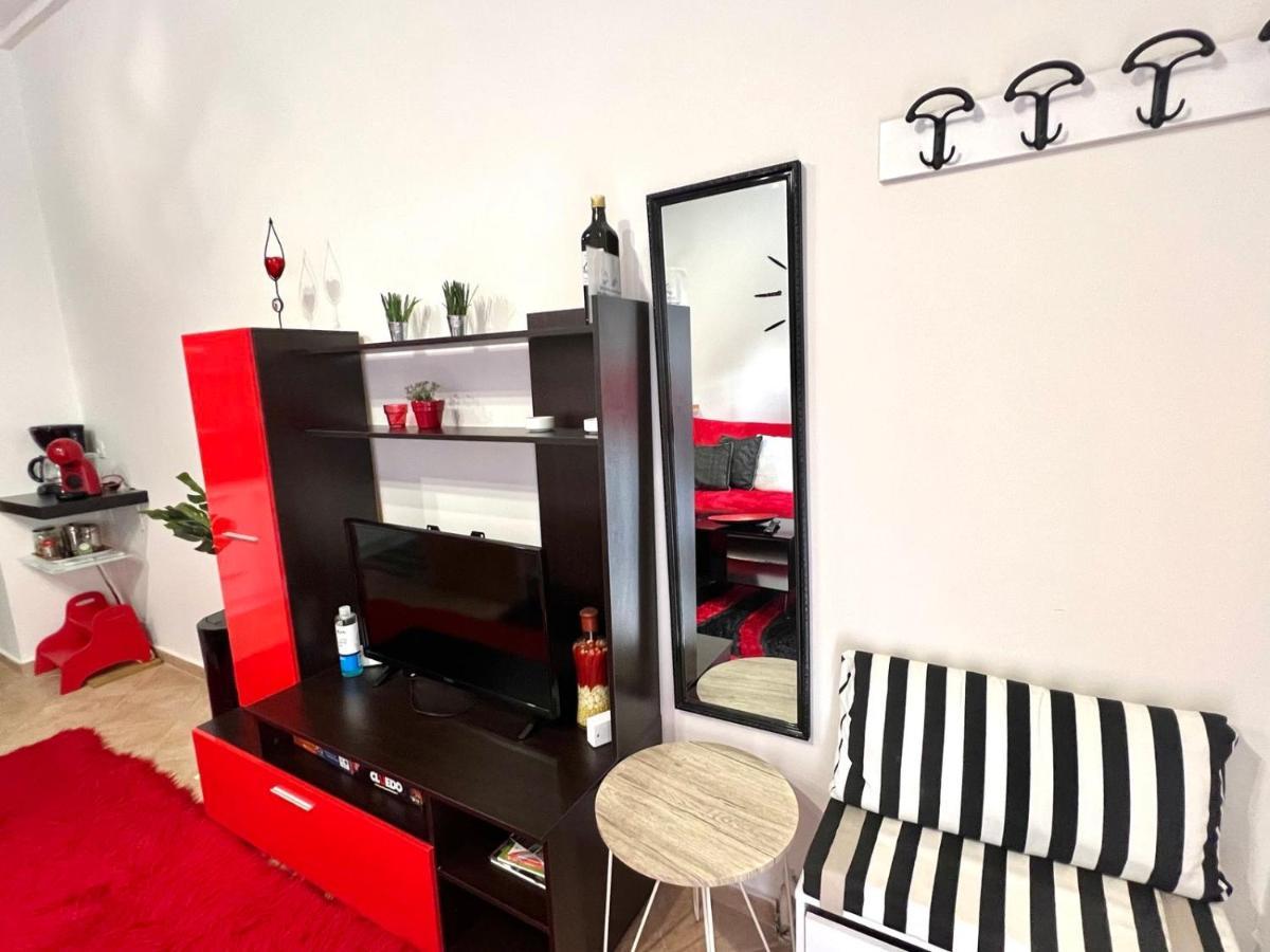 Luxury Seafront House Nearby Delphi *