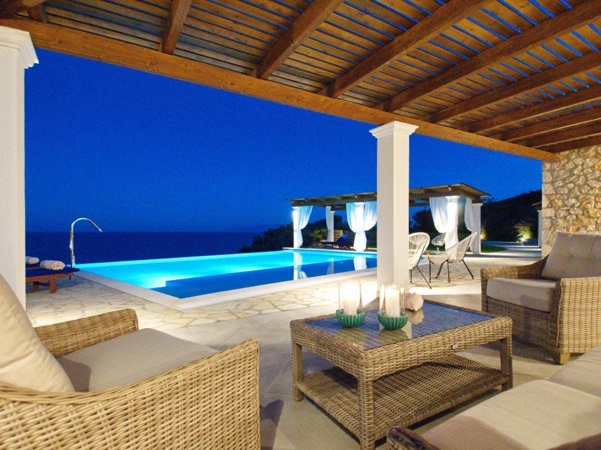 Roberta Kefalonia * Spartia (Kefalonia)