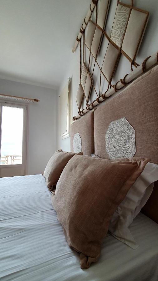 Guest house Sarakiniko Adamantas (Milos)