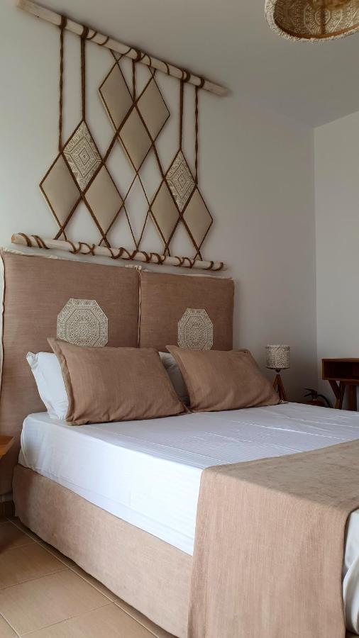 Sarakiniko Guest house