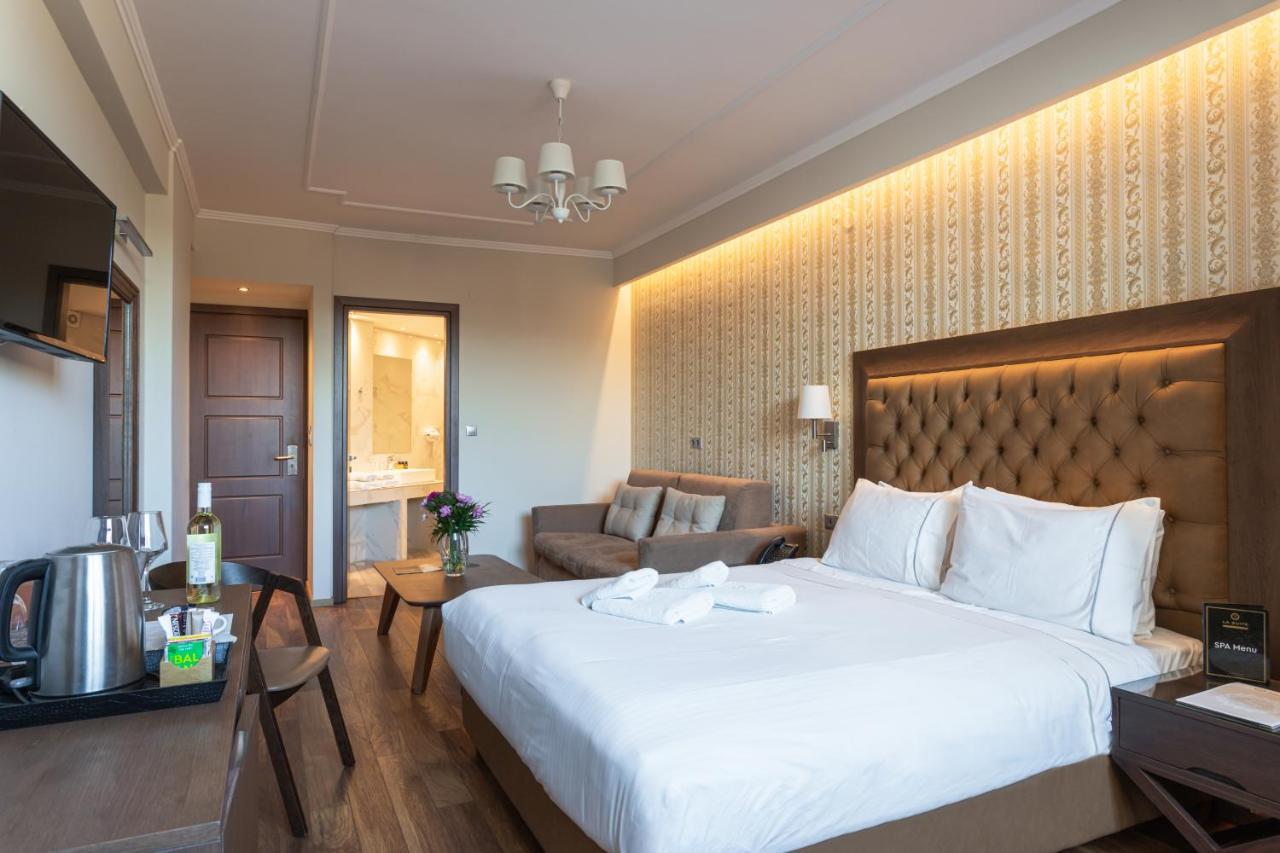 La Boutique & Hotel