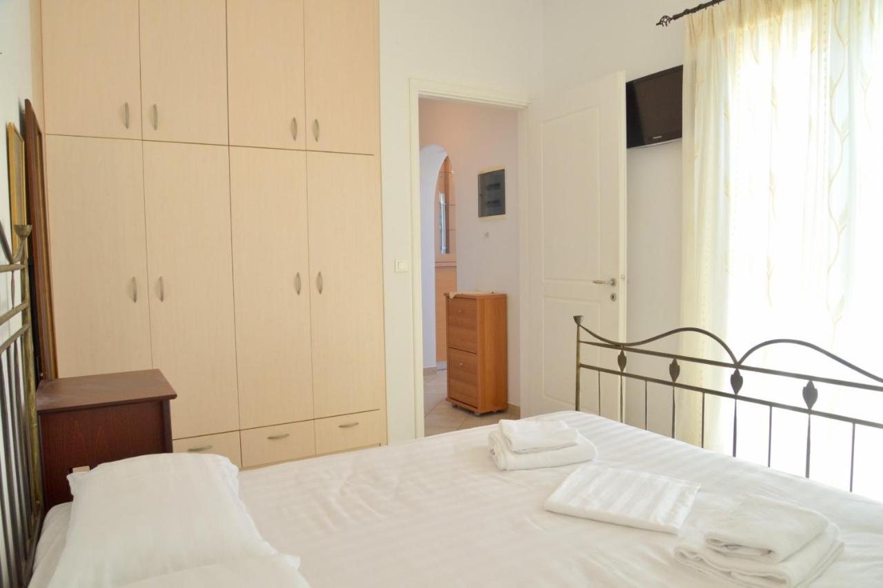 Apartment Sea View Tripiti