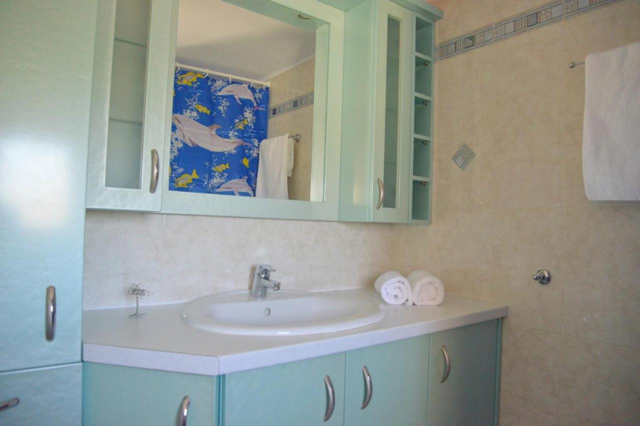 Sea View Apartment *