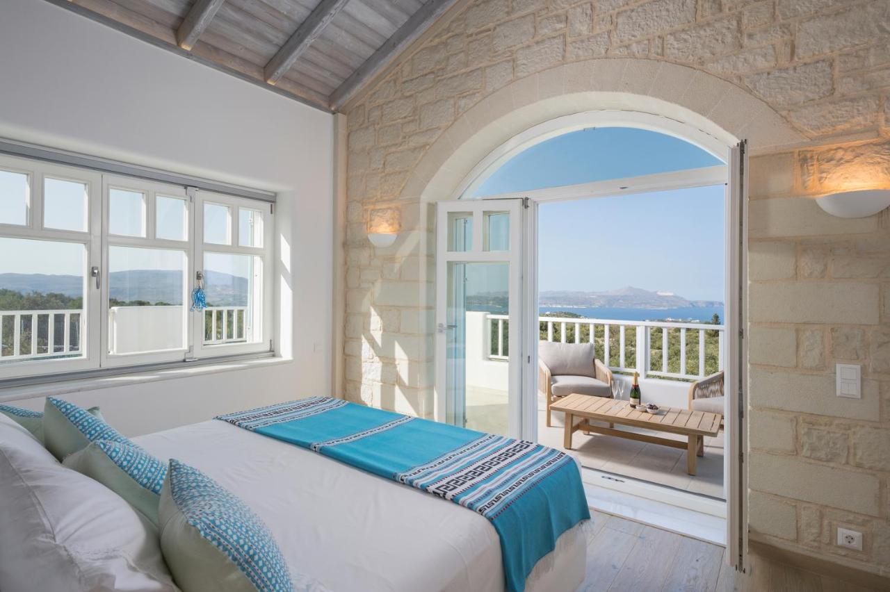Everlong Villa