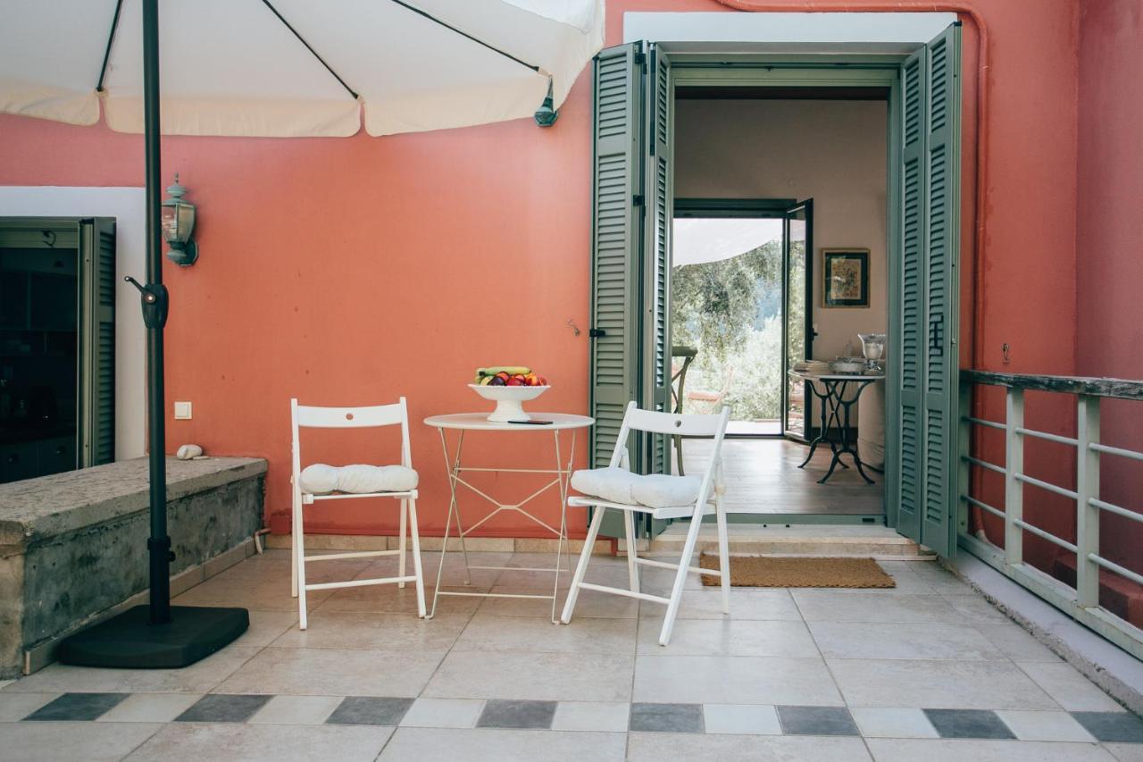 La Casa Rossa * Agios Nikitas