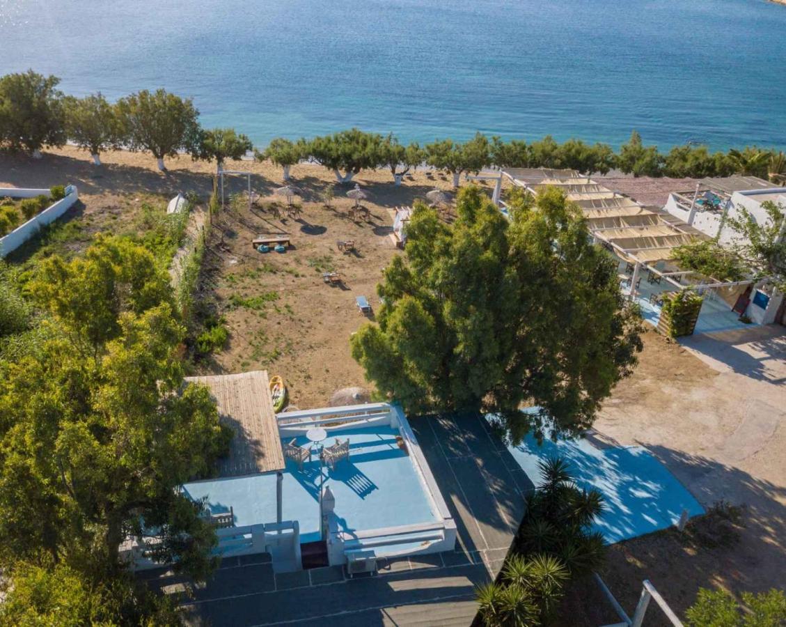 Alexandros By The - Serifos Guest house