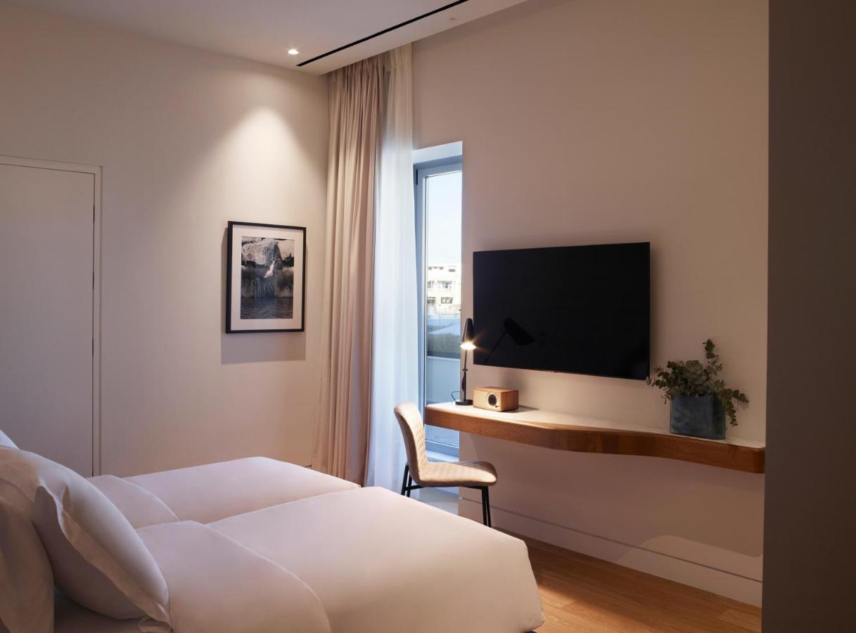 Xenodocheio Milos Hotel