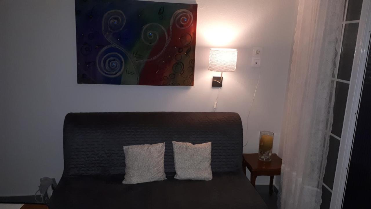 Kastro House Holiday home *