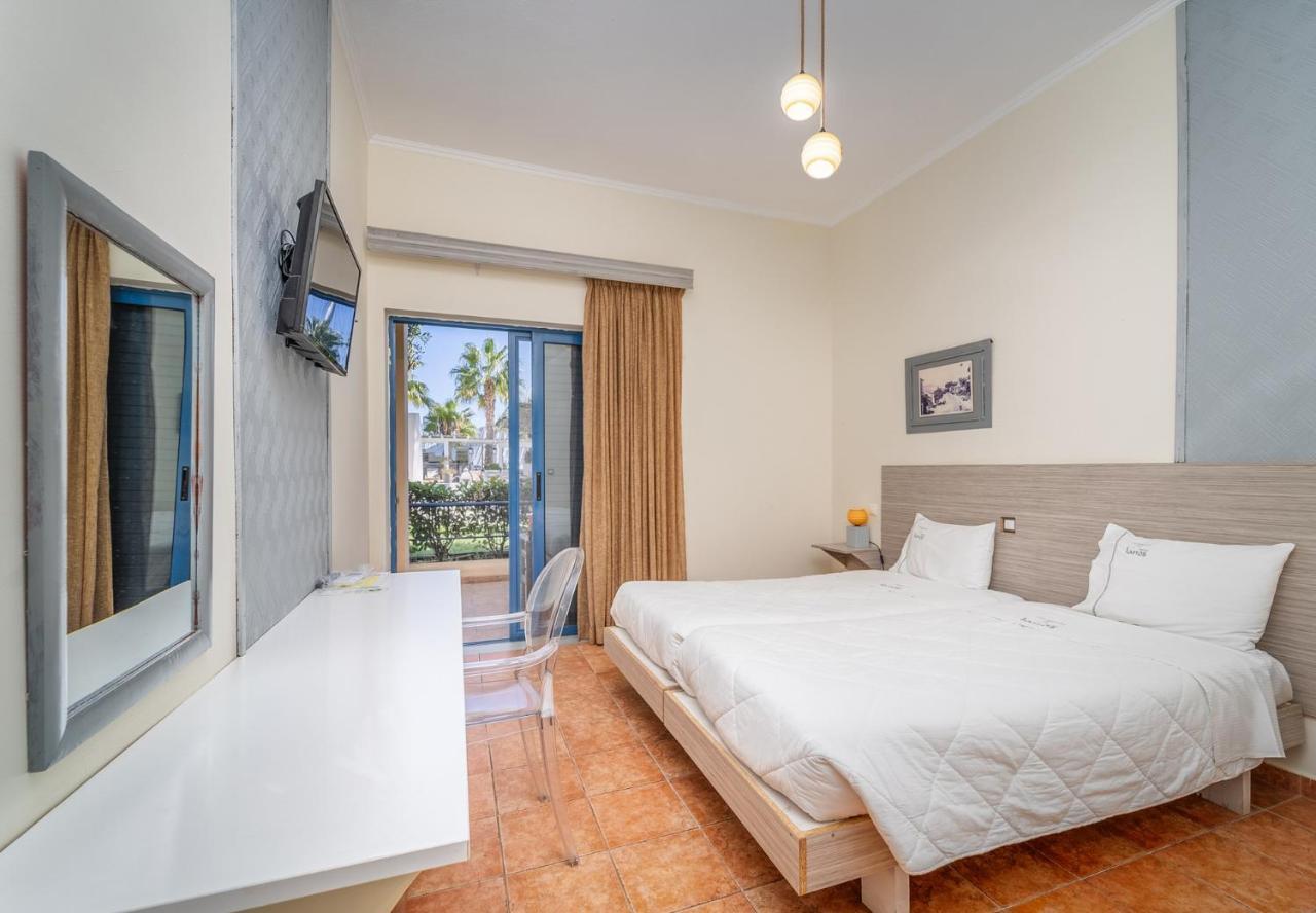 Ianos Hotel