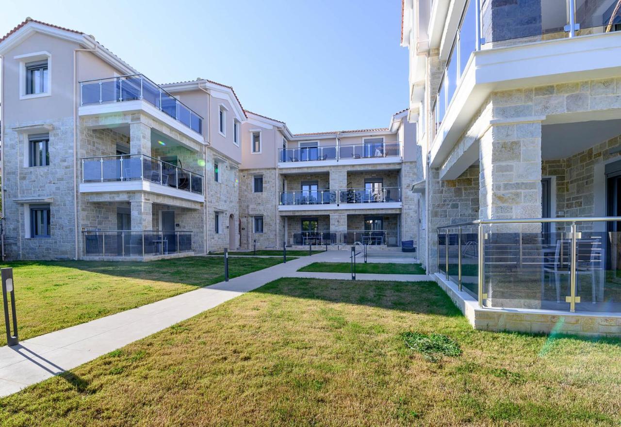 Momento Luxury Walking Distance From The Nikiana