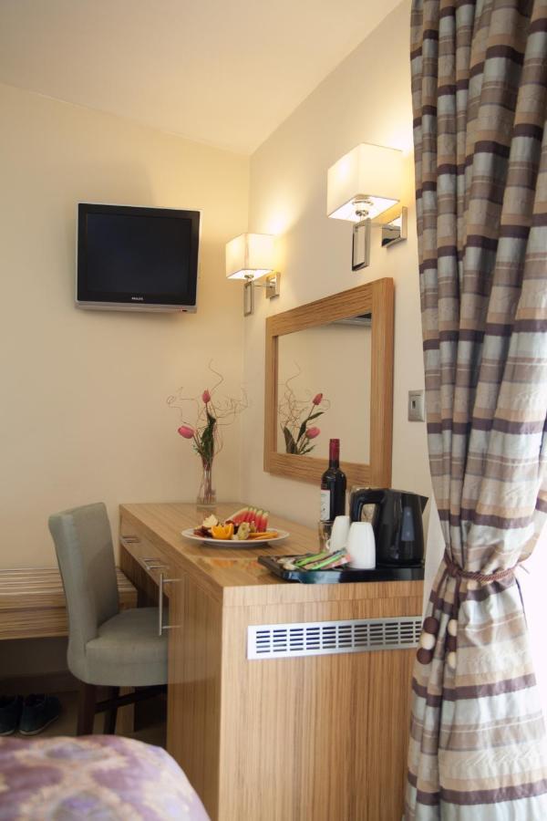 Hotel Ismaros 4*