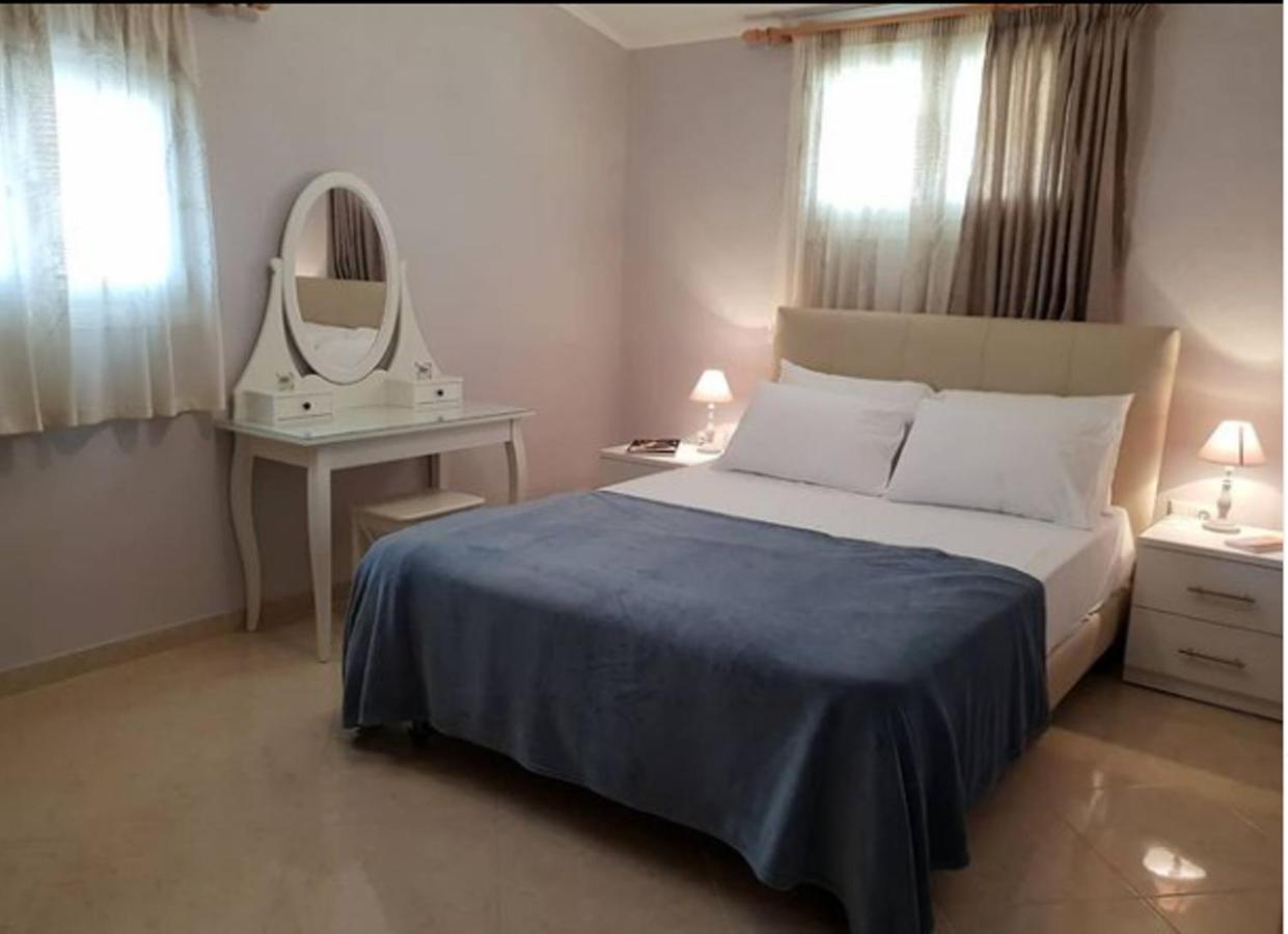Paschali With 2 Bedrooms In Ammoudia Apartment Parga