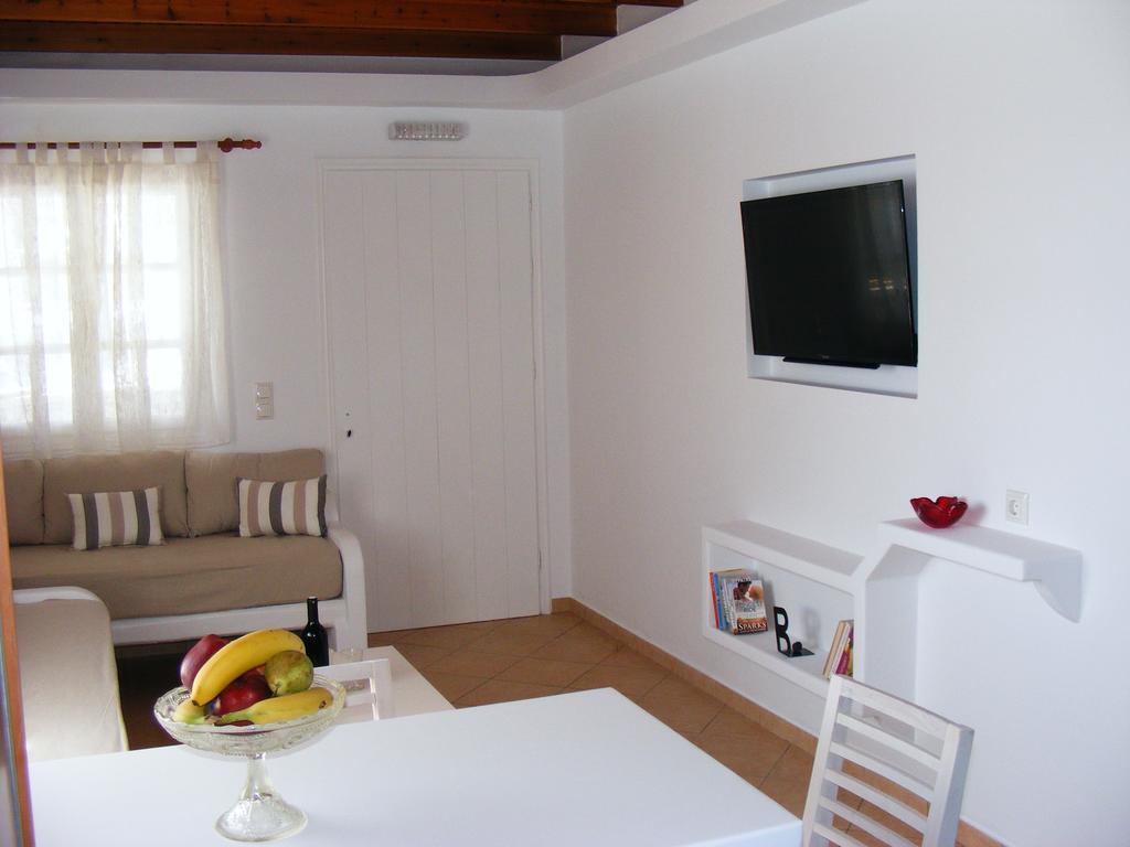 Orizontes Boutique Studios * Adamantas (Milos)