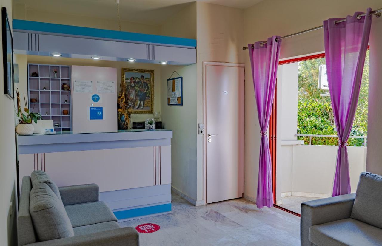 Apartment Saint Trope Studios Kalamaki (Chania)