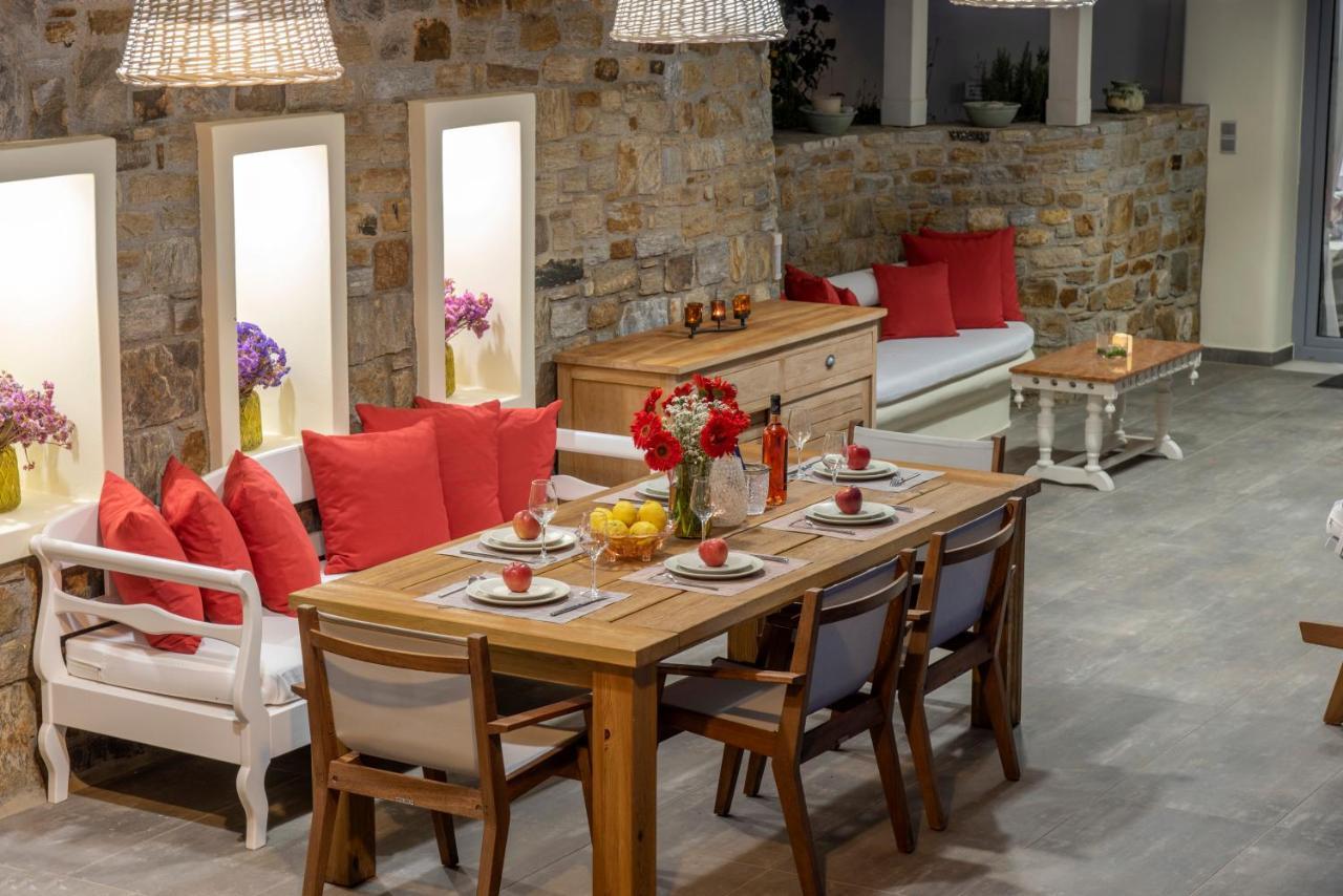 Villa Naxos Rock