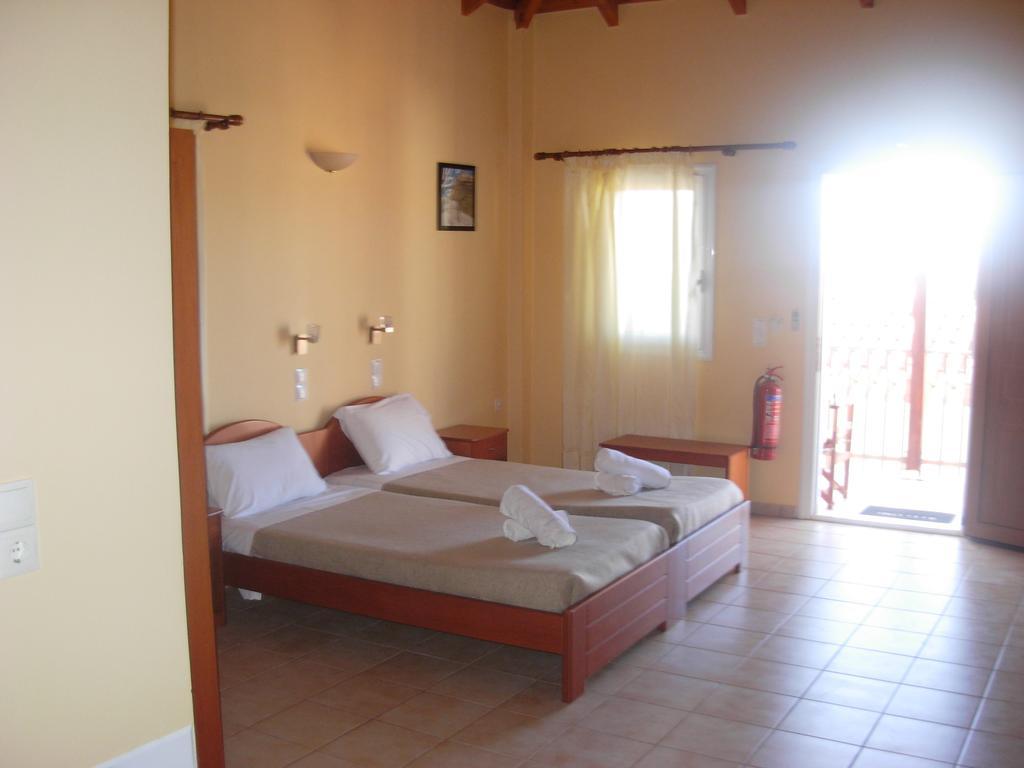 Chroma Apartment *