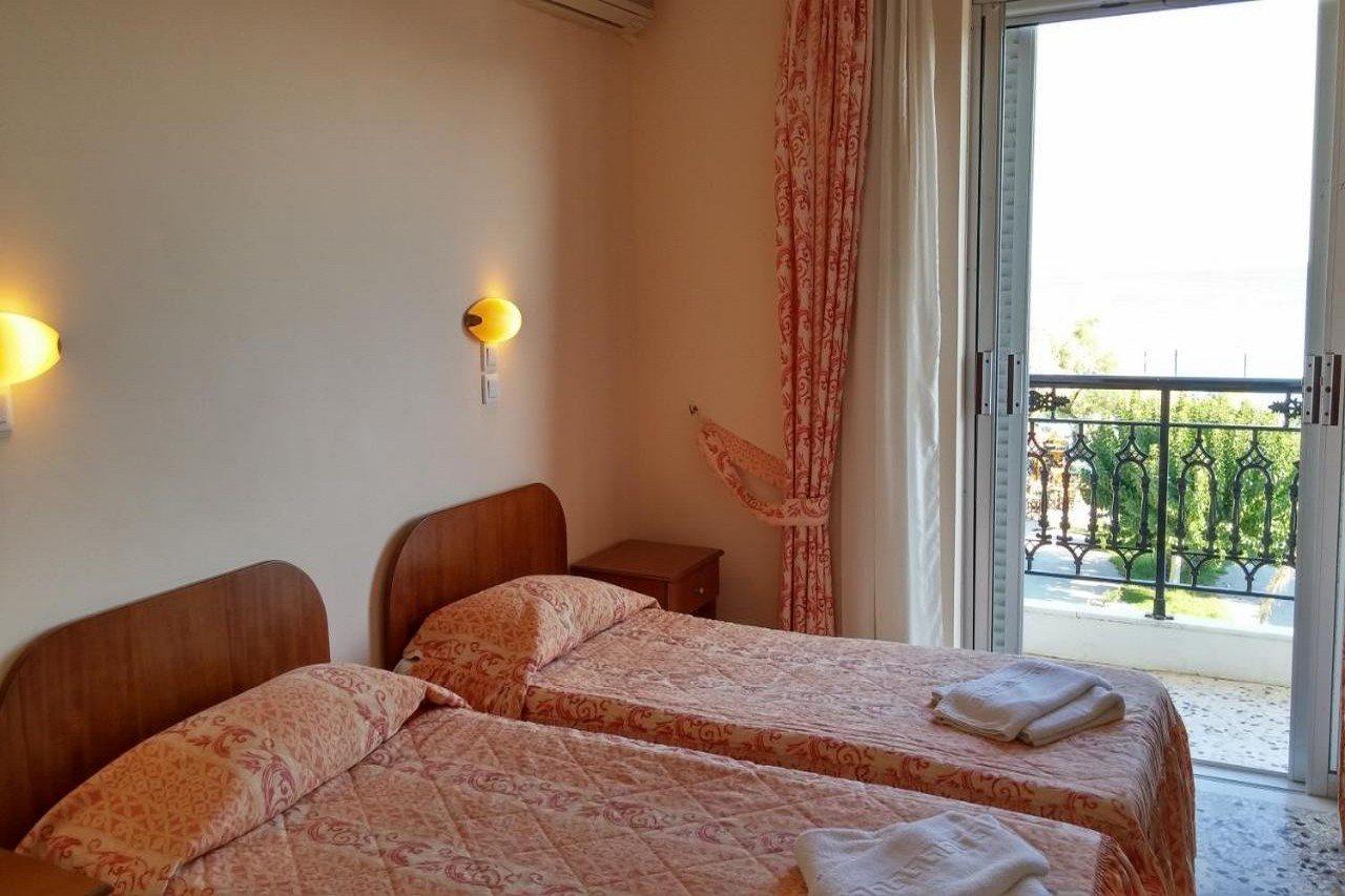 Anetis Hotel 2*