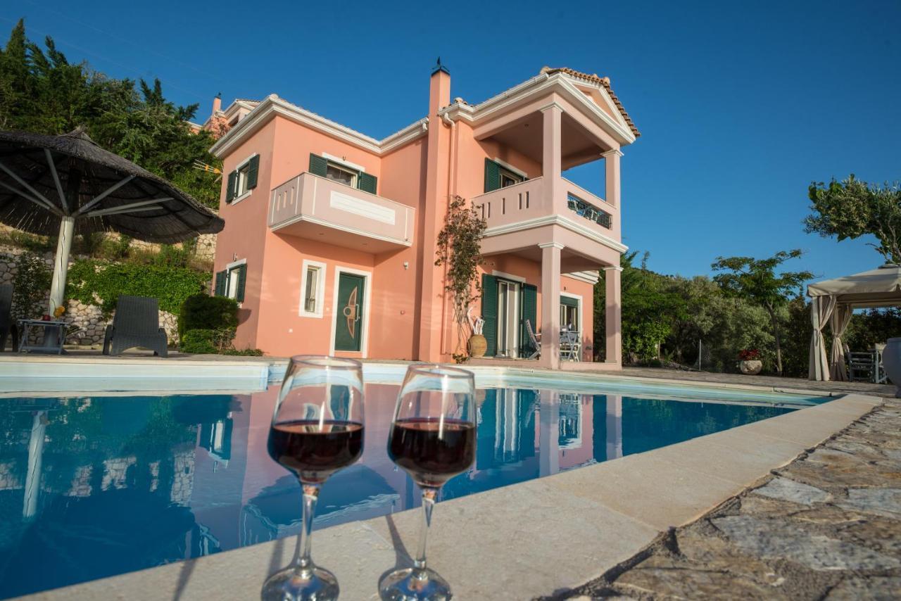 Villa Private, Pool, Sunsets, Beaches, Amenities - Eleni *