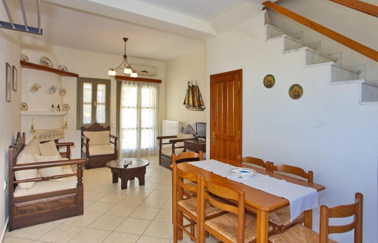 Apartment To Pithari Skyros