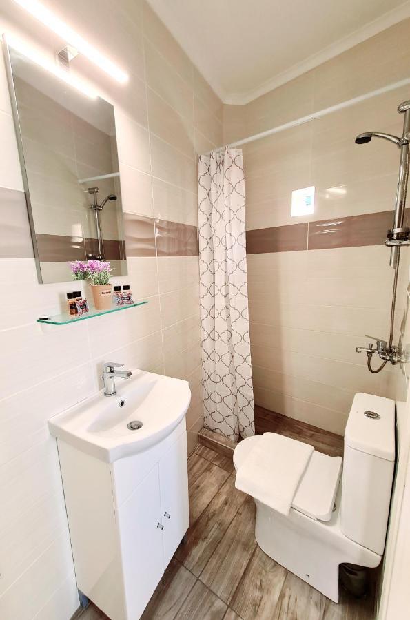 Hotel Avra