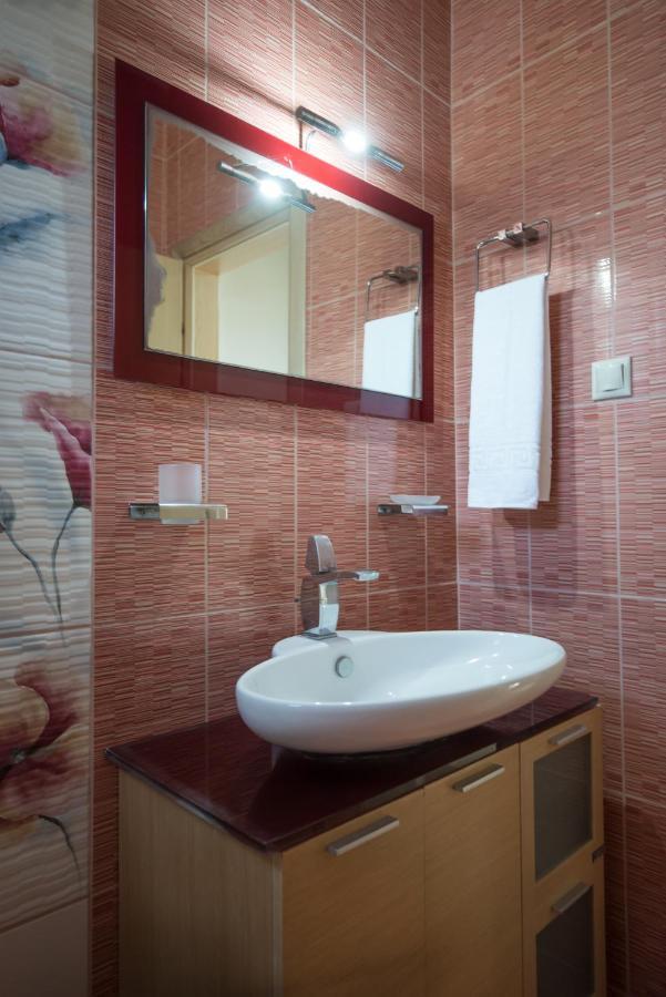 Private, Pool, Sunsets, Beaches, Amenities - Eleni *