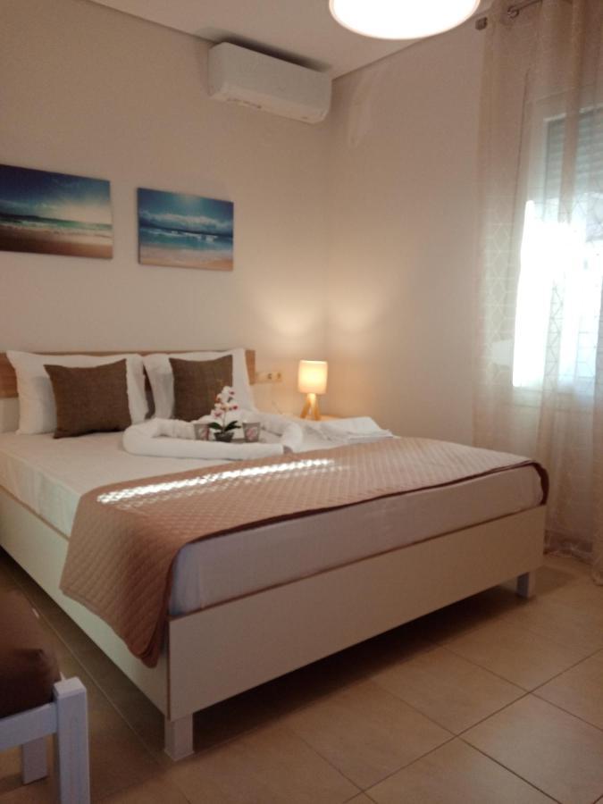 Apartment Roses 2