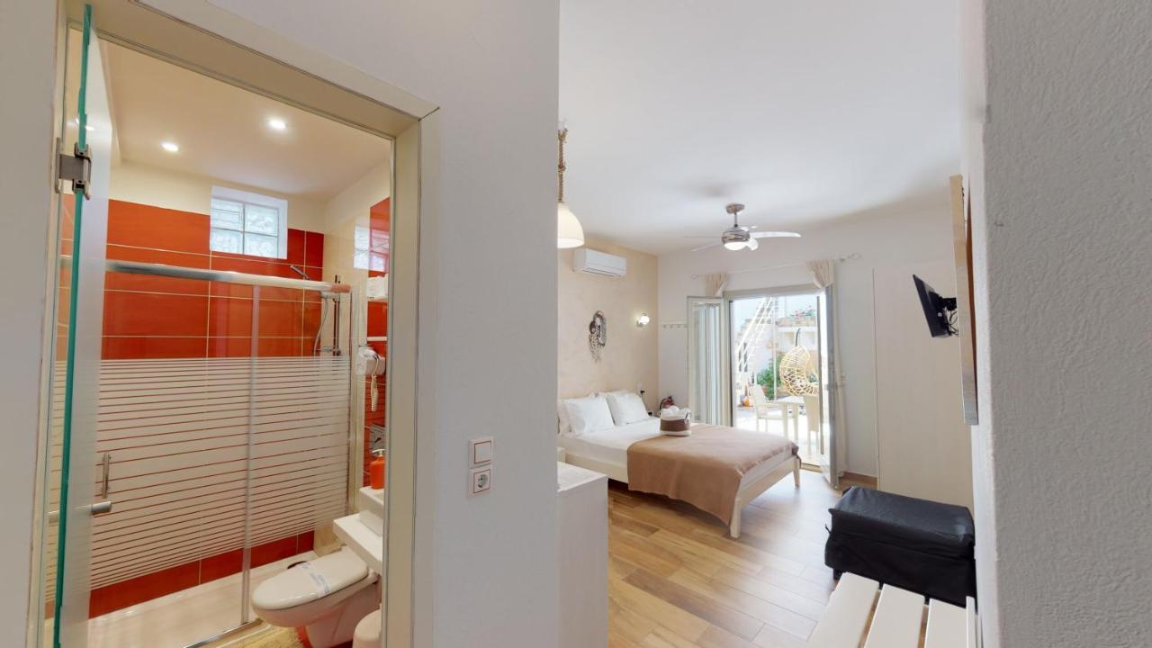 Studios Yalos