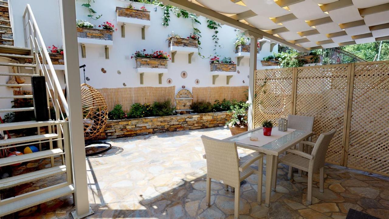 Studios Yalos Apartment