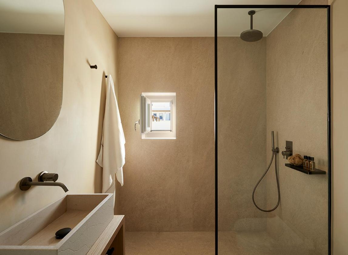 Parocks Luxury & Hotel 5*
