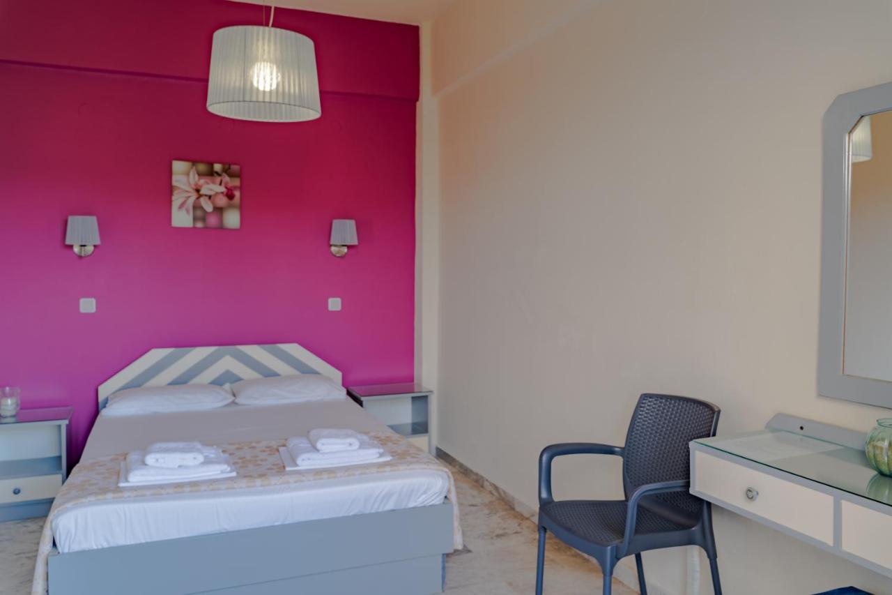 Saint Trope Studios Apartment