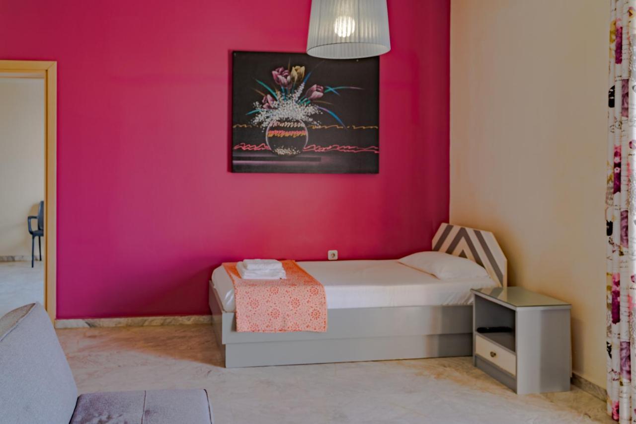 Apartment Saint Trope Studios Kalamaki (Chania)