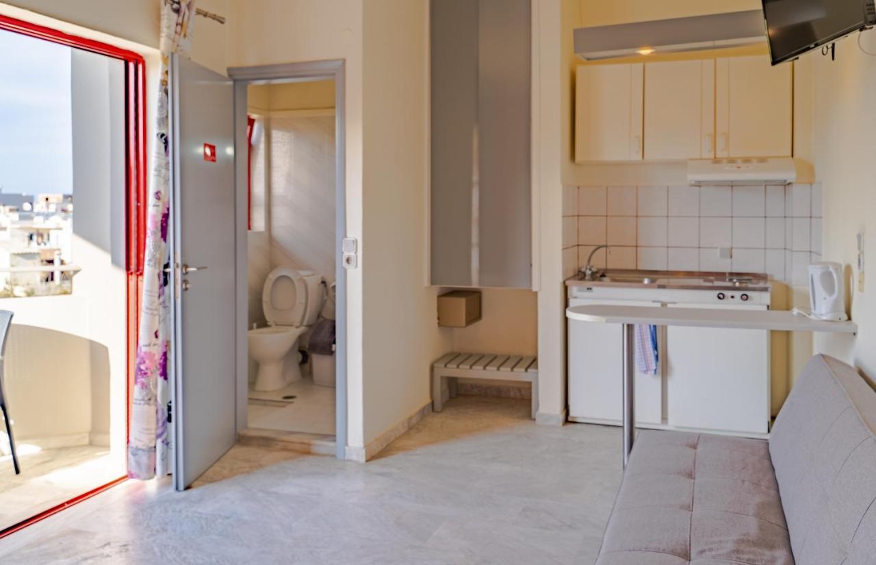 Saint Trope Studios Apartment Kalamaki (Chania)