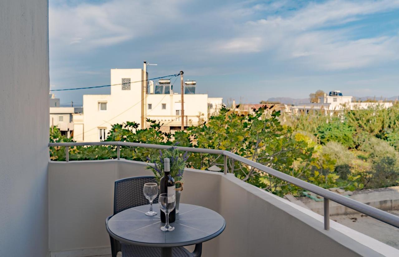 Apartment Saint Trope Studios