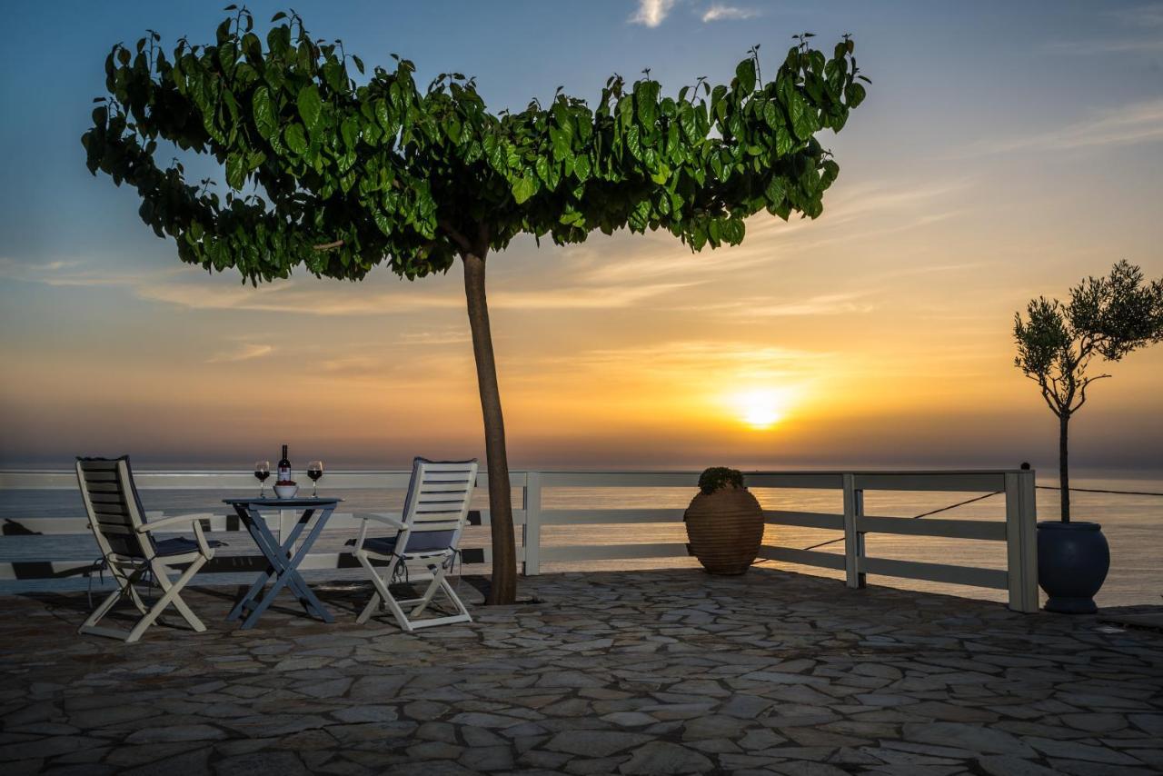 Villa Private, Pool, Sunsets, Beaches, Amenities - Eleni *