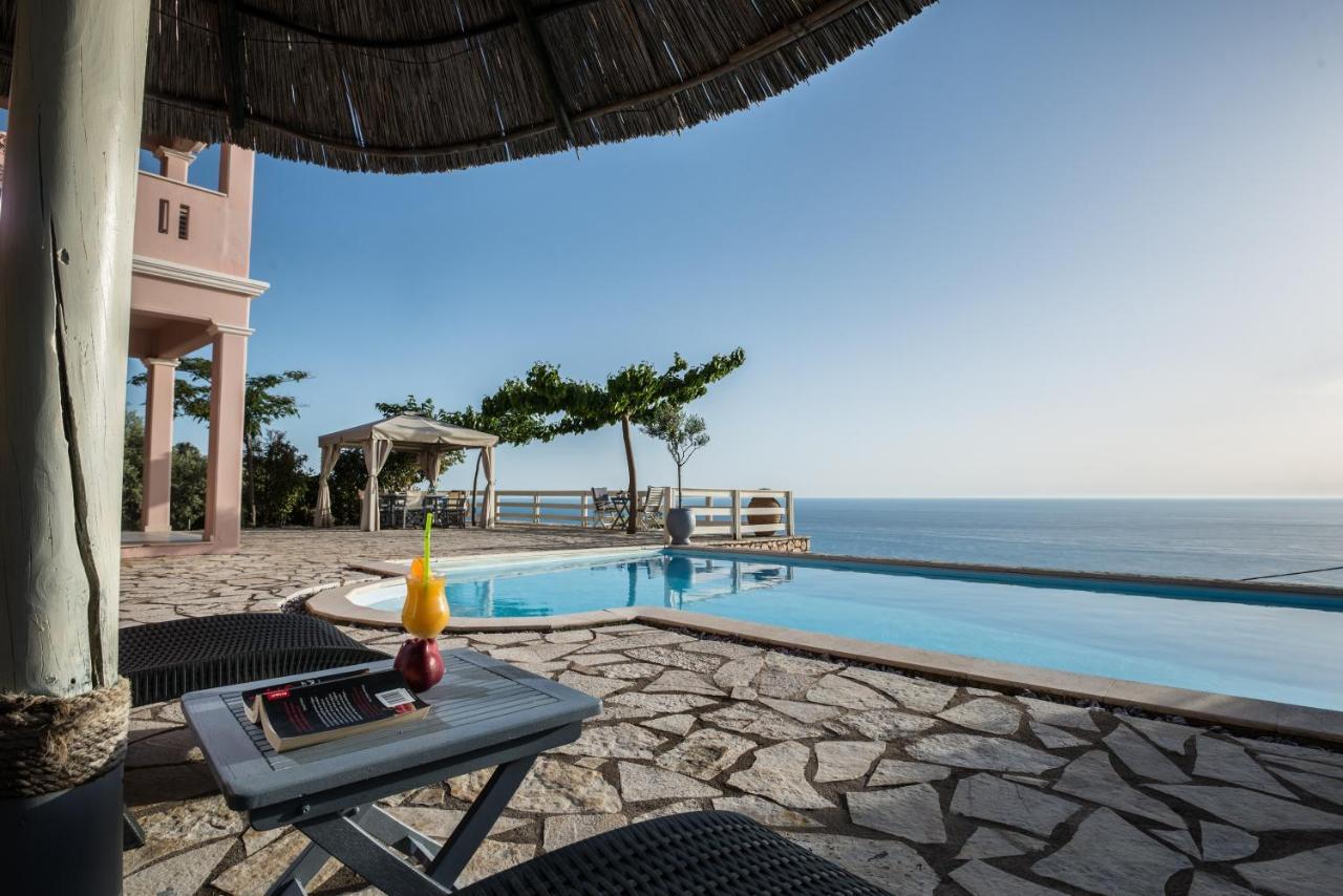 Villa Private, Pool, Sunsets, Beaches, Amenities - Eleni