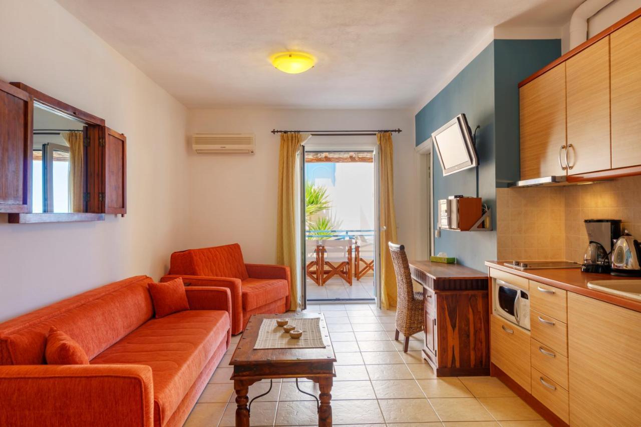Sunrise Aparthotel 4*