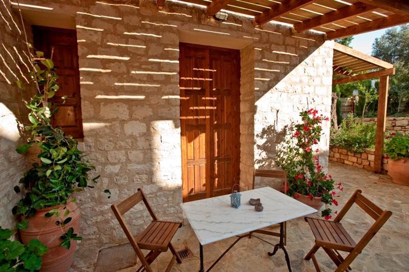 Aoritis Villas