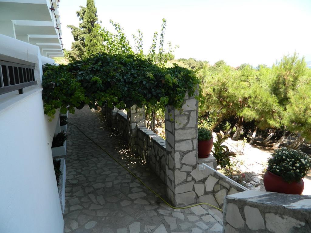 Glicorisa Hotel