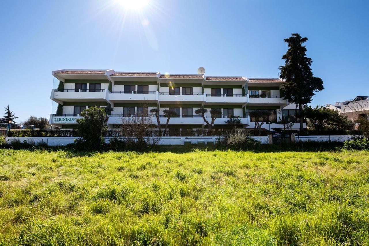 Terinikos Sunny Garden Junior Aparthotel 2*