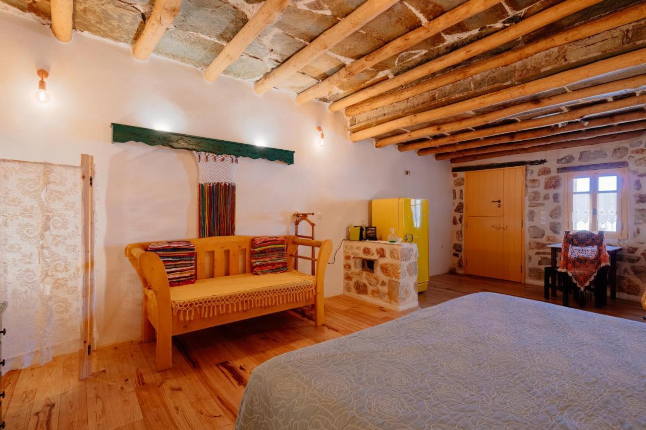 Stenosa Guest house