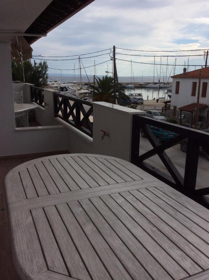 Marina Nikiti (Sithonia)